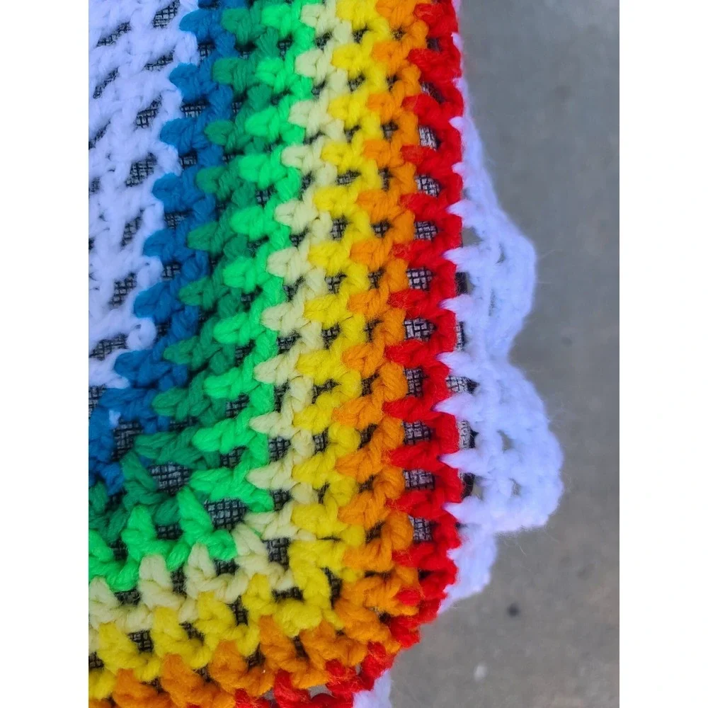 Vintage Wizard Of Oz Crocheted Baby‎ Blanket Wall Hanging Collectible  36x36